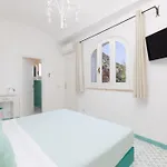 Nannina Bed & Breakfast 4*