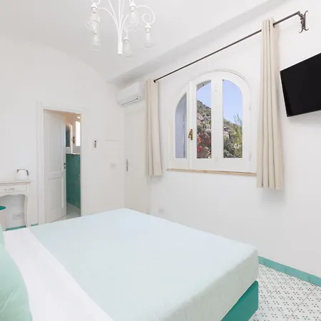 Nannina Bed and Breakfast 4*