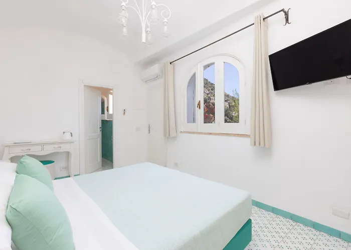 Nannina Bed & Breakfast 4*